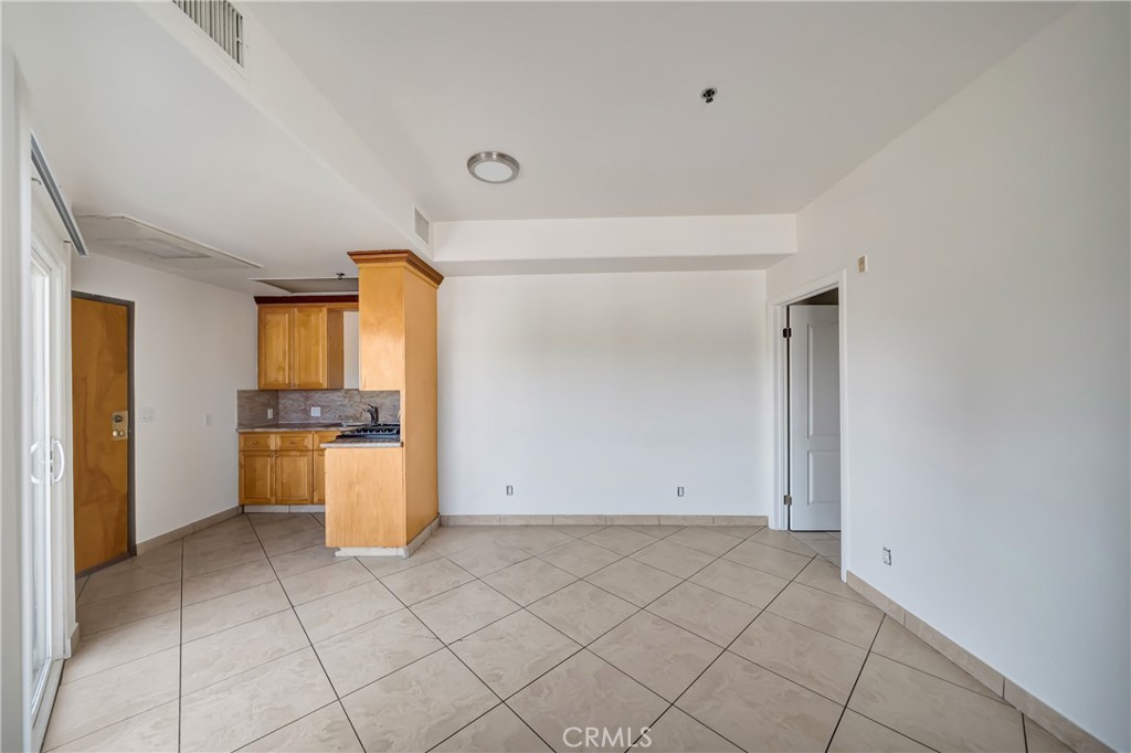 Residential Lease for rent at 316 S New Hampshire 208, Los Angeles, Los Angeles County CA
