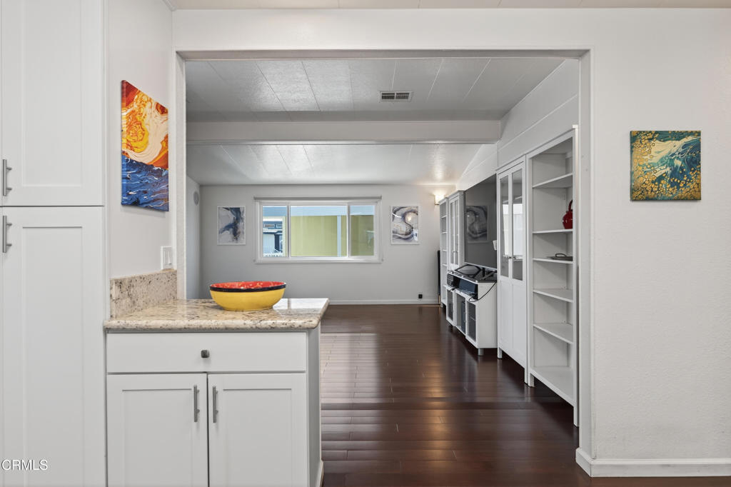 Manufactured In Park for sale at 5540 W 5TH Street SPC 26, Oxnard CA featuring 2 beds and 2 baths