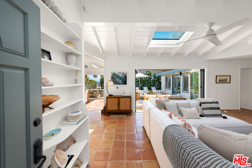 Residential Lease for rent at 31562 Broad Beach Road, Malibu CA featuring 3 beds and 3 baths