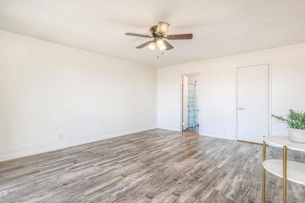 Residential for sale at 2514 Clairemont Drive #306, San Diego CA featuring 2 beds and 2 baths