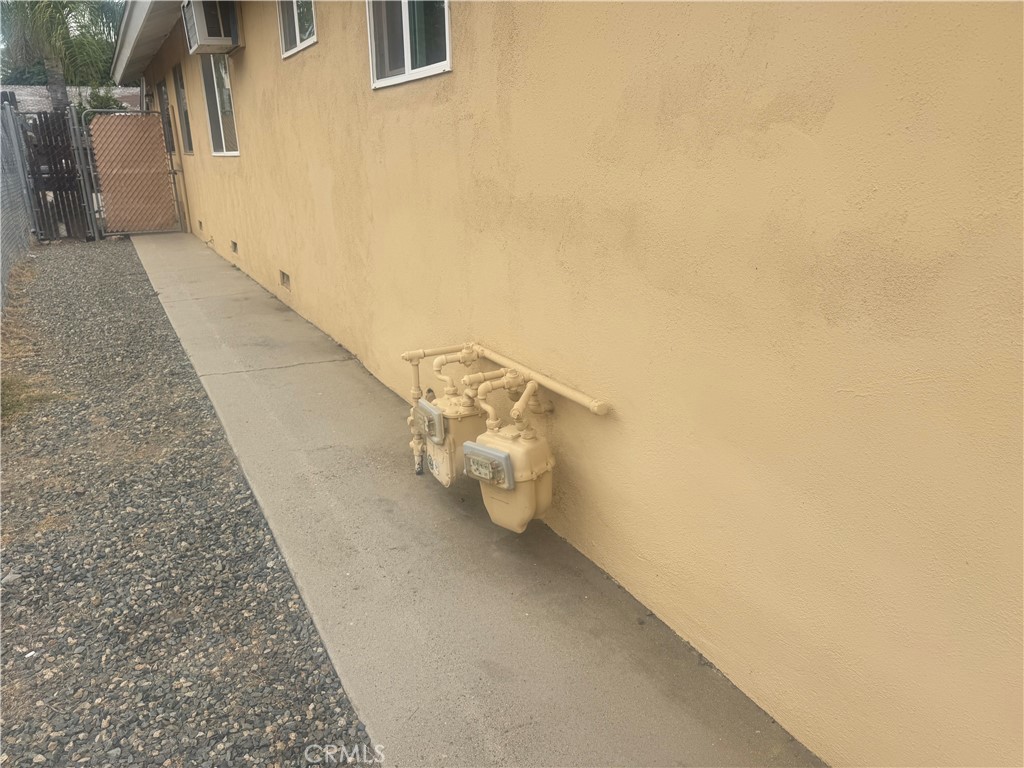 Residential for sale at 33113 Churchill, Lake Elsinore CA featuring 3 beds and 2 baths