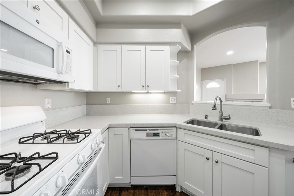 Residential for sale at 7917 E Viewrim, Anaheim Hills CA featuring 2 beds and 2 baths