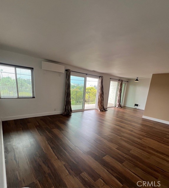 Residential Lease for rent at 1720 Ardmore 104, Hermosa Beach CA featuring 2 beds and 2 baths