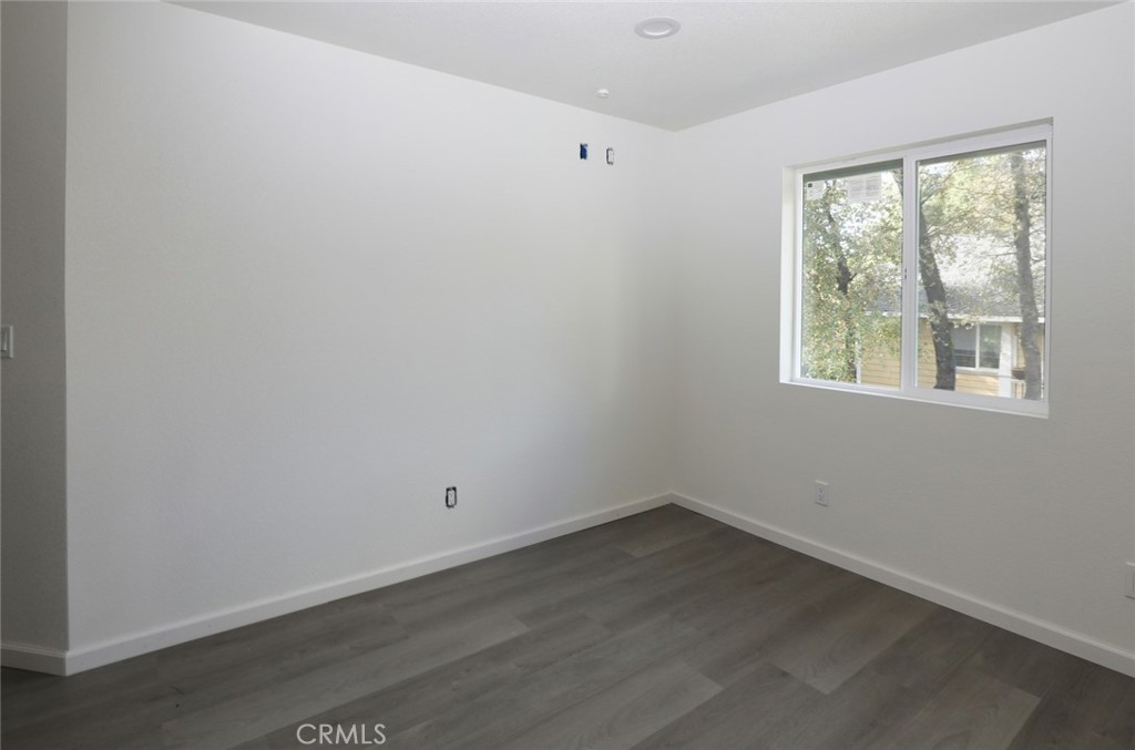 Residential for sale at 15883 27th Ave, Clearlake CA featuring 3 beds and 2 baths