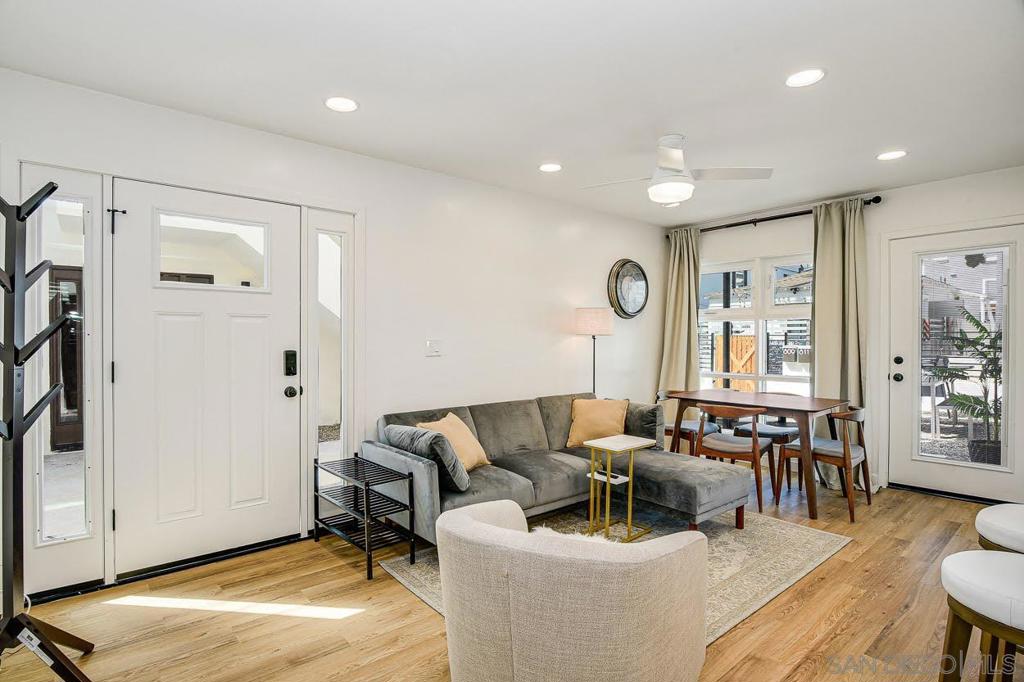 Residential Lease for rent at 811 Dover Ct, San Diego, San Diego County CA featuring 2 beds and 1 bath