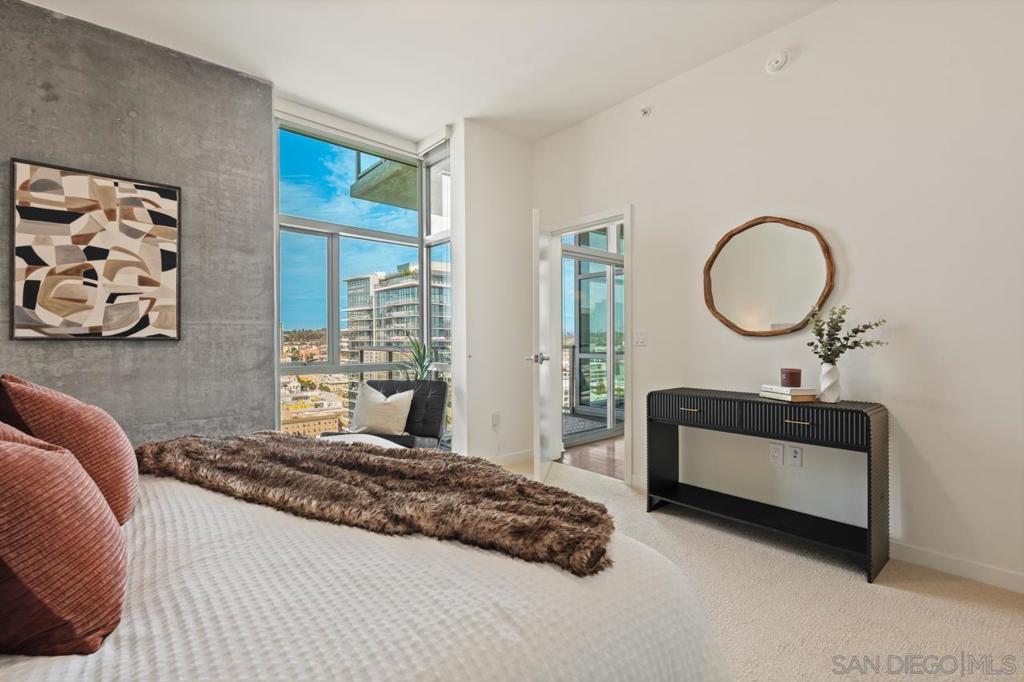 Residential for sale at 800 The Mark 2103, San Diego CA featuring 1 bed and 1 bath