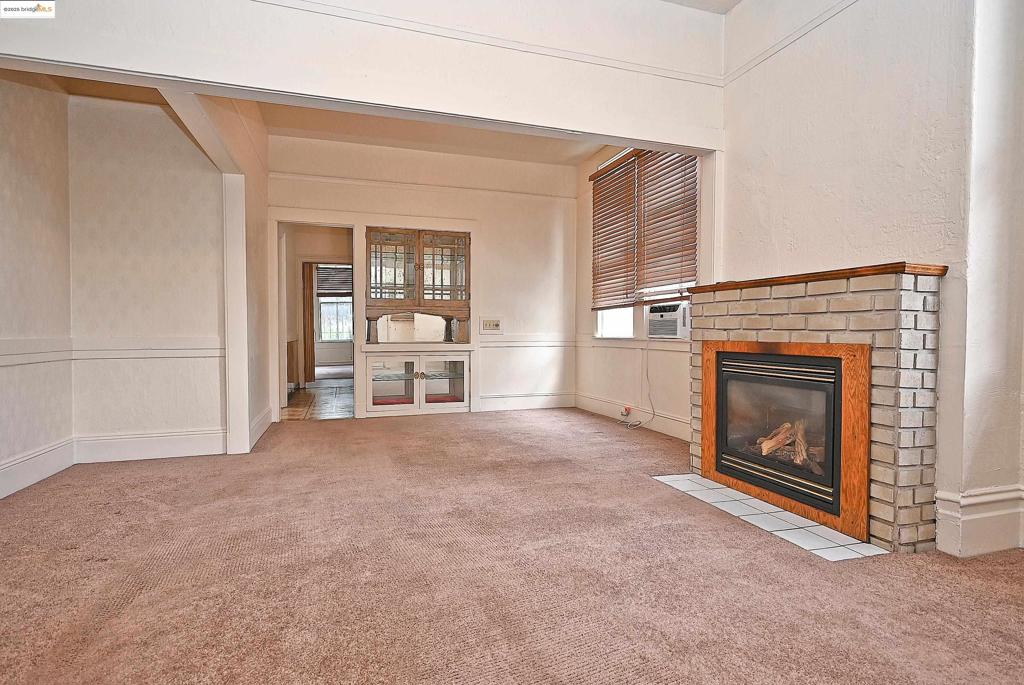 Residential Income for sale at 672 33Rd St, Oakland CA