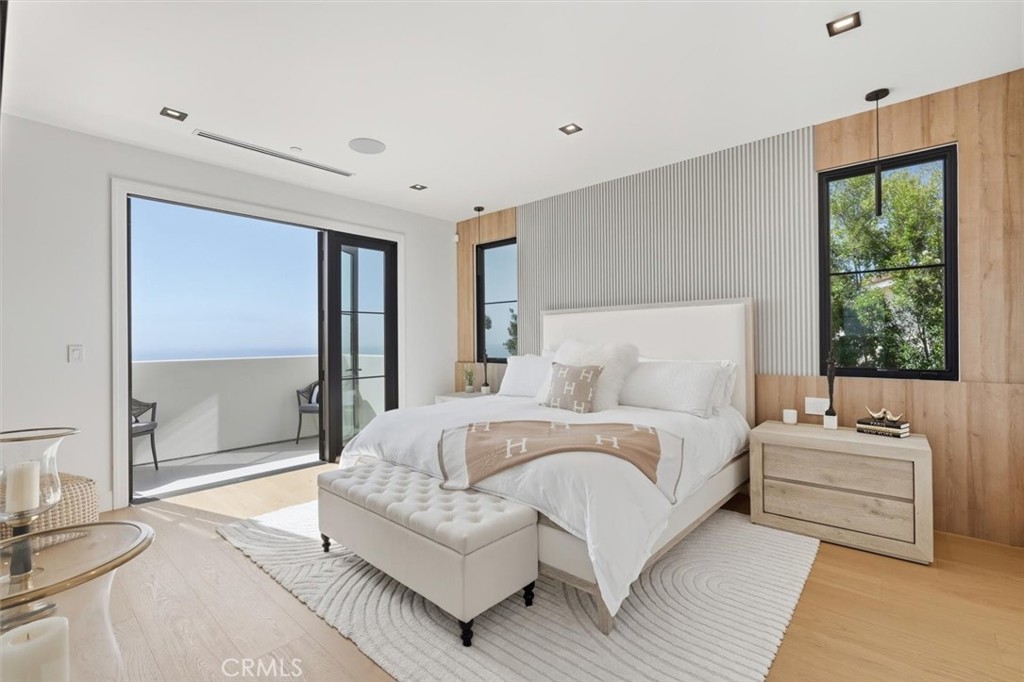 Residential for sale at 2532 Via Sanchez, Palos Verdes Estates CA featuring 4 beds and 5 baths