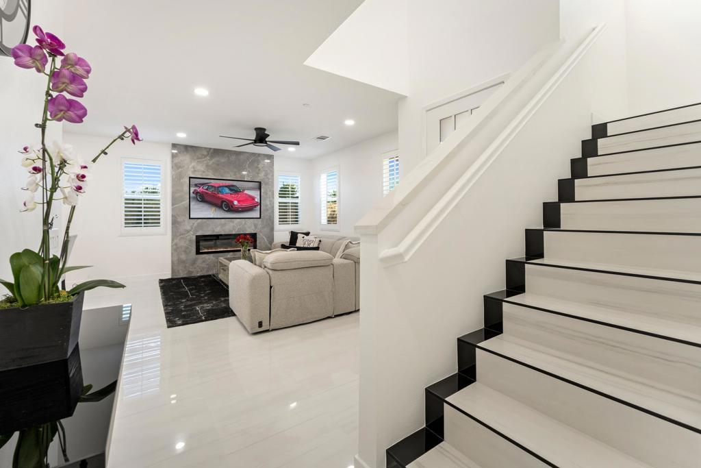 Residential for sale at 617 Via Firenze, Cathedral City CA featuring 4 beds and 3 baths