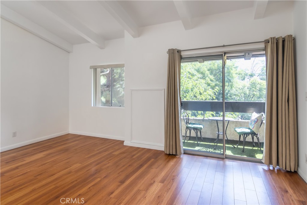 Residential Lease for rent at 1303 2700 Cahuenga Blvd East, Los Angeles, Los Angeles County CA featuring 1 bed and 1 bath