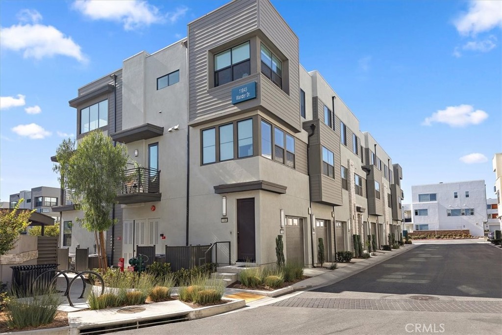 Residential for sale at 11063 Wander, Rancho Cucamonga CA featuring 2 beds and 2 baths