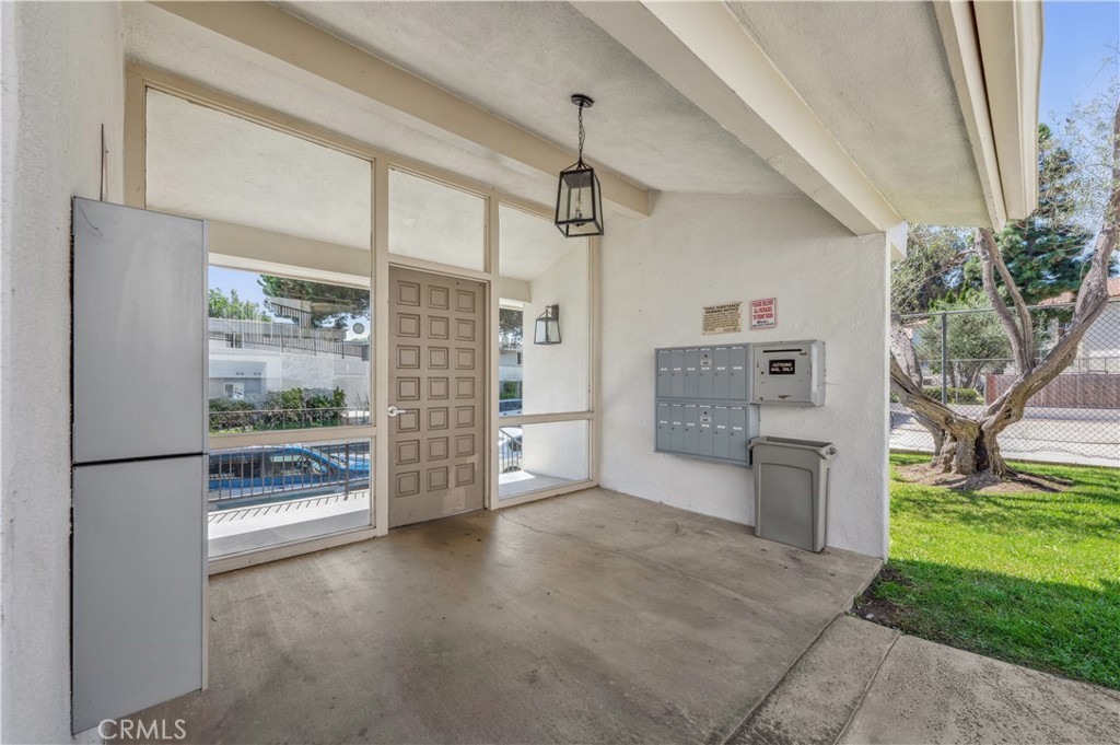 Residential Lease for rent at 18225 Kingsdale Avenue 210, Redondo Beach, Los Angeles County CA featuring 2 beds and 2 baths