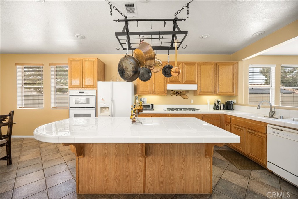 Residential for sale at 833 W Orange Heights, Corona CA featuring 5 beds and 4 baths