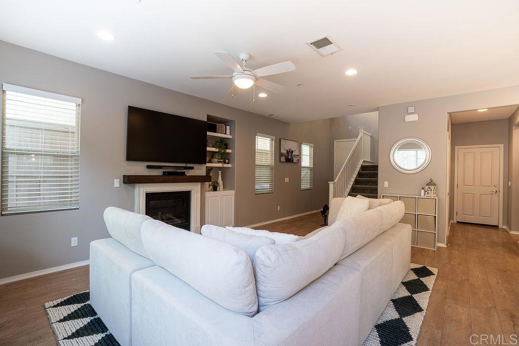 Residential Lease for rent at 1132 Cherry Tree Lane, Vista CA featuring 4 beds and 3 baths