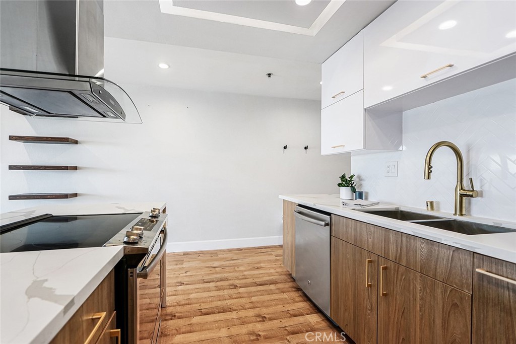 Residential for sale at 615 Esplanade 508, Redondo Beach CA featuring 1 bed and 1 bath