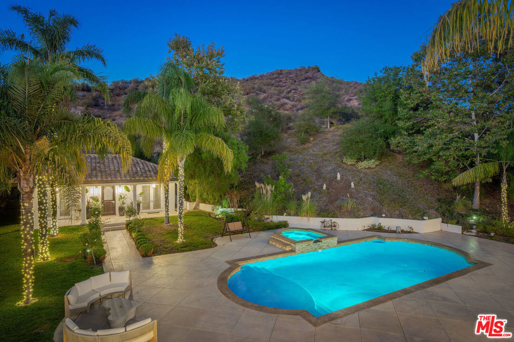 Residential for sale at 25043 Abercrombie Lane, Calabasas CA featuring 7 beds and 9 baths