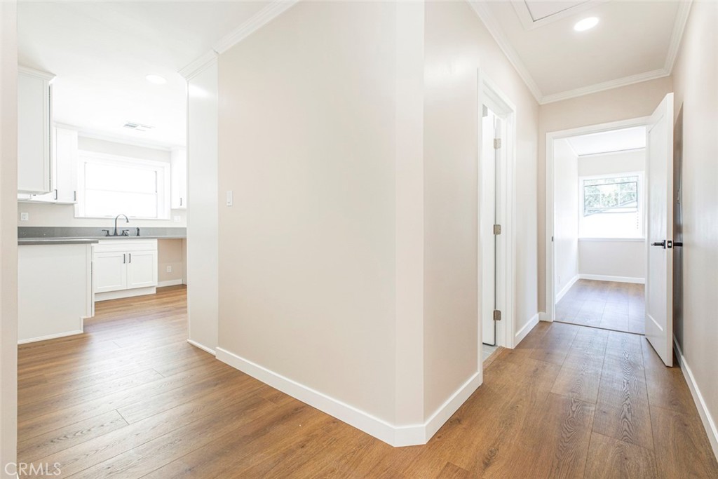 Residential Lease for rent at 741 E Doran, Glendale, Los Angeles County CA featuring 3 beds and 2 baths