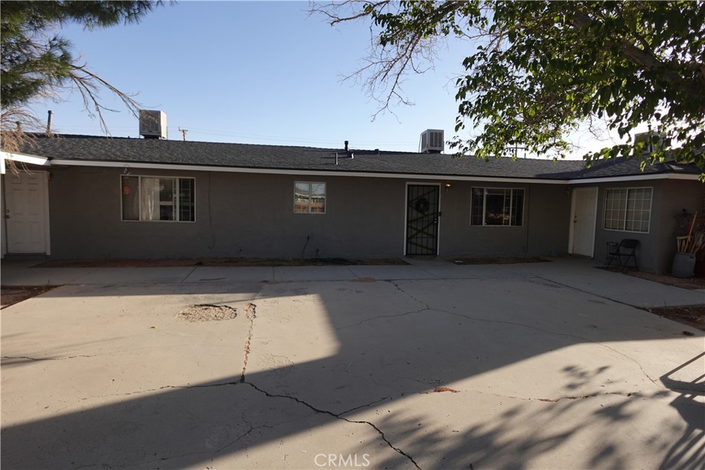 Residential Income for sale at 13336 MOHAWK Road, Apple Valley CA