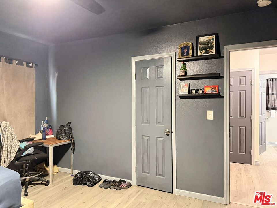 Residential for sale at 606 Charlana Drive, Bakersfield CA featuring 2 beds and 1 bath