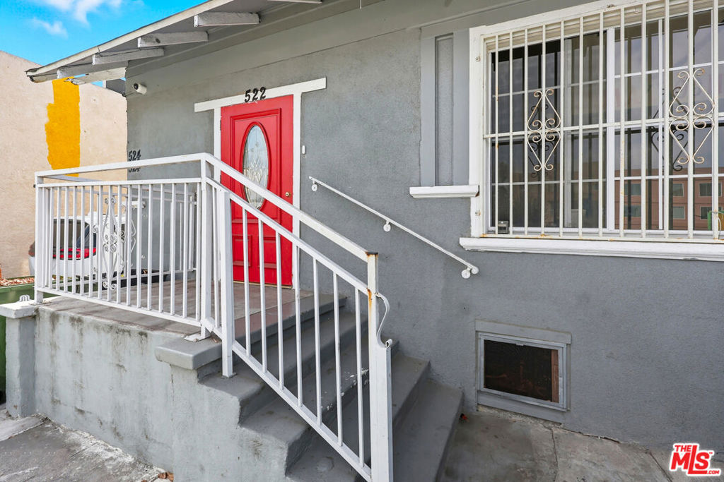 Residential Income for sale at 522 W Vernon Avenue, Los Angeles, CA featuring 9 beds and 5 baths