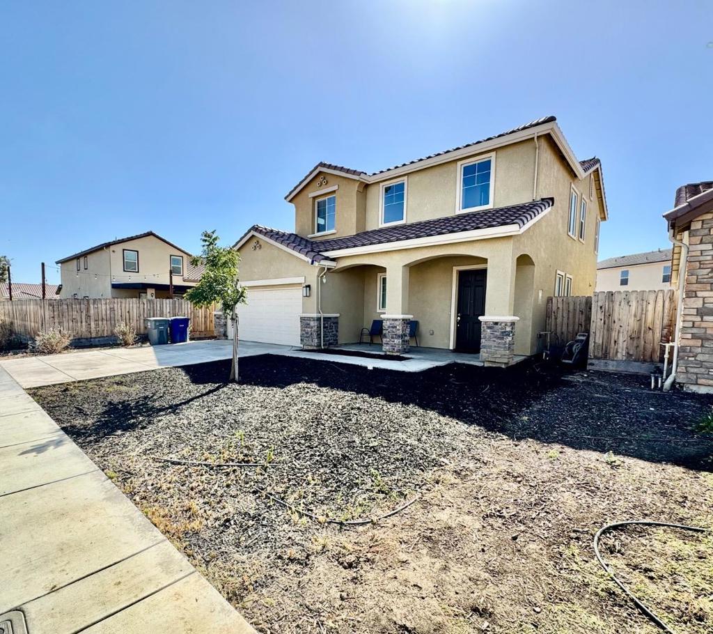 Active for sale at Los Banos, CA, Los Banos, CA CA and 3 baths