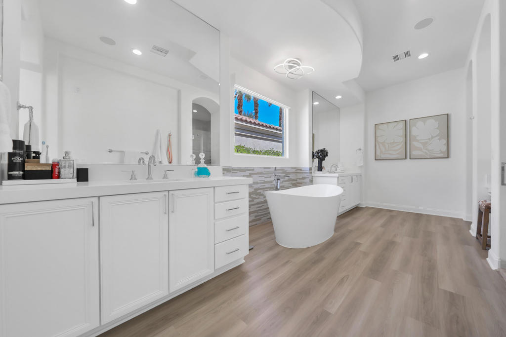 Residential Lease for rent at 51557 El Dorado Drive, La Quinta CA featuring 4 beds and 5 baths