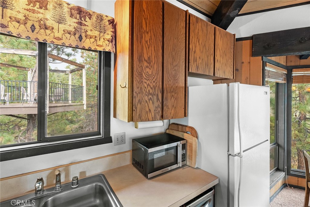 Residential for sale at 1281 Sand Canyon, Big Bear Lake CA featuring 2 beds and 2 baths