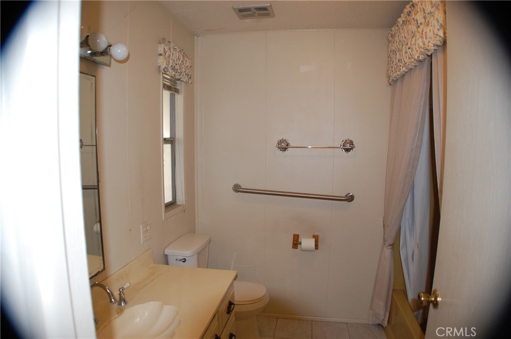 Residential for sale at 1631 Bella Vista, Hemet CA featuring 2 beds and 2 baths