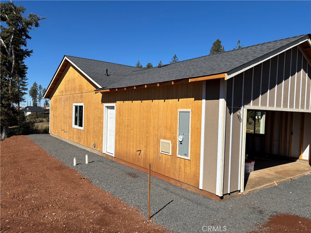 Residential for sale at 5963 Wagon Wheel Way, Paradise CA featuring 3 beds and 2 baths