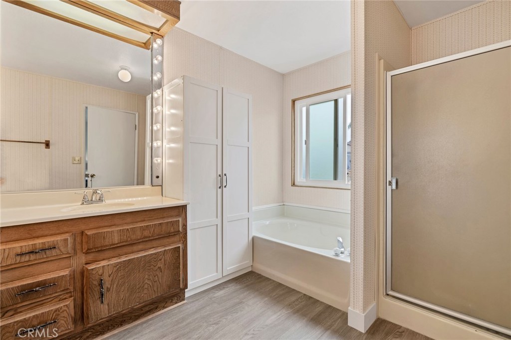 Residential for sale at 24800 Cornstalk Rd., Wildomar CA featuring 3 beds and 2 baths