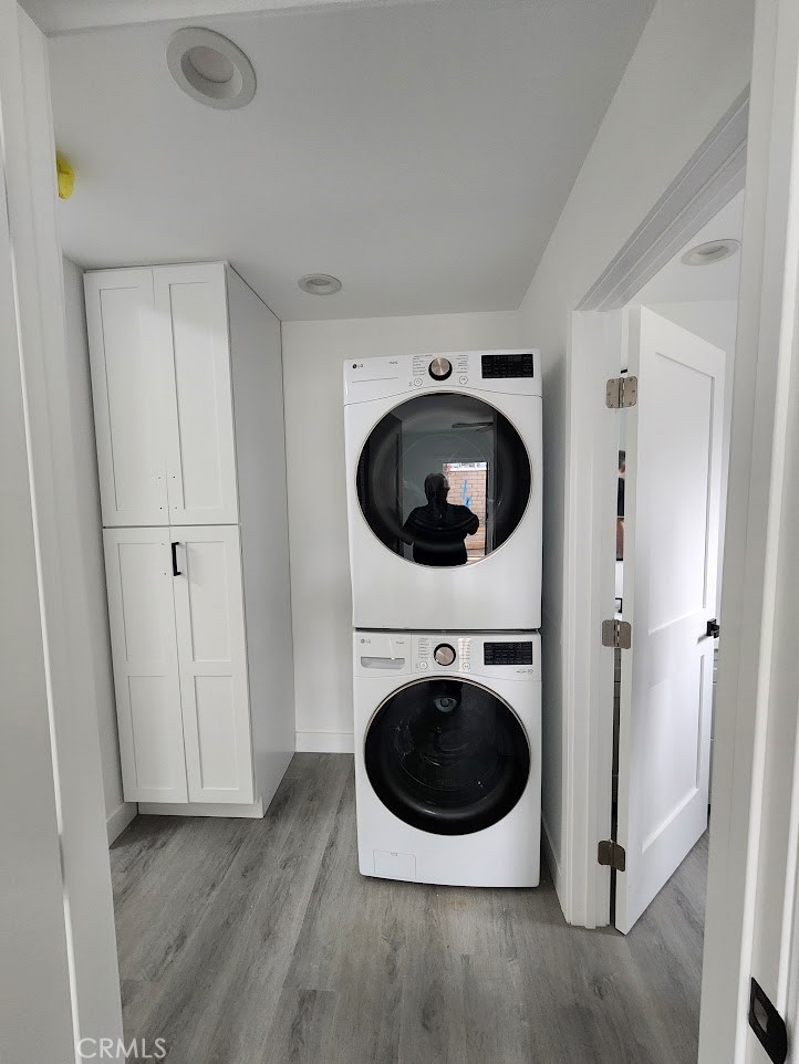 Residential Lease for rent at 810 Quarry 3, Corona CA featuring 2 beds and 2 baths