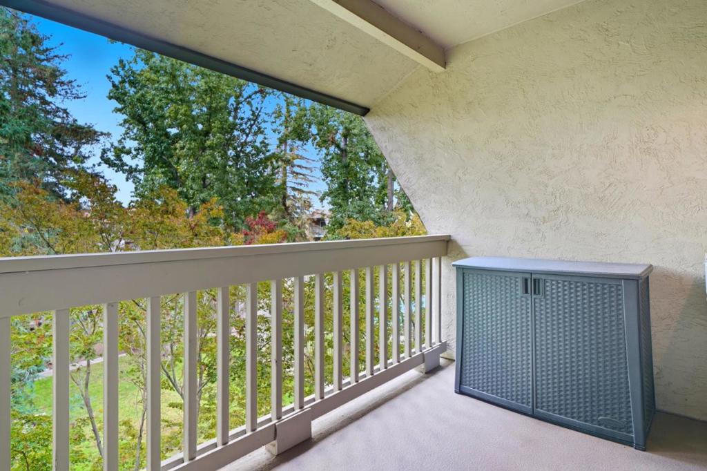 Residential for sale at 1085 Murrieta Boulevard 324, Livermore CA featuring 1 bed and 1 bath