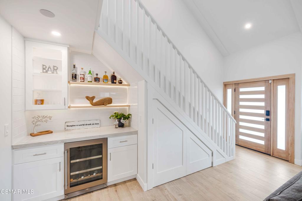 Residential for sale at 5113 Whitecap Street, Oxnard CA featuring 3 beds and 4 baths