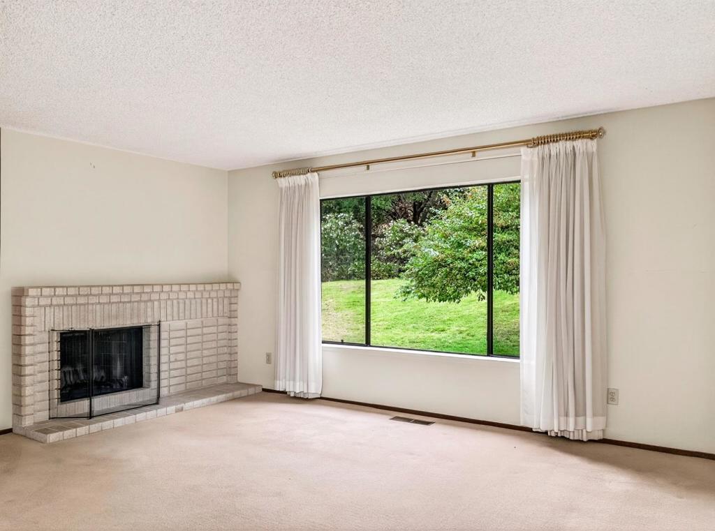Residential for sale at 7391 Via Cantares, San Jose CA featuring 2 beds and 2 baths