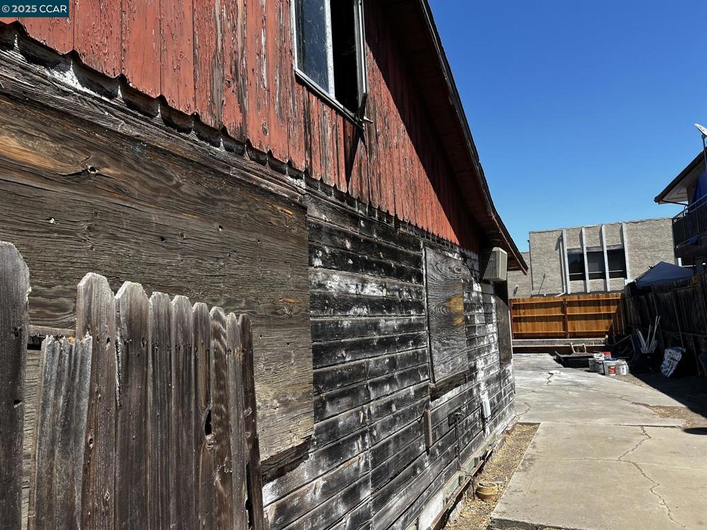 Residential for sale at 1110 Eureka Lane, Concord CA featuring 2 beds and 1 bath