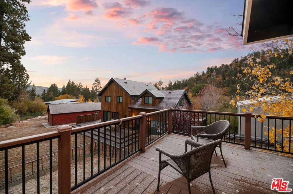 Residential Lease for rent at 993 Cameron Drive, Big Bear CA featuring 1 bed and 2 baths