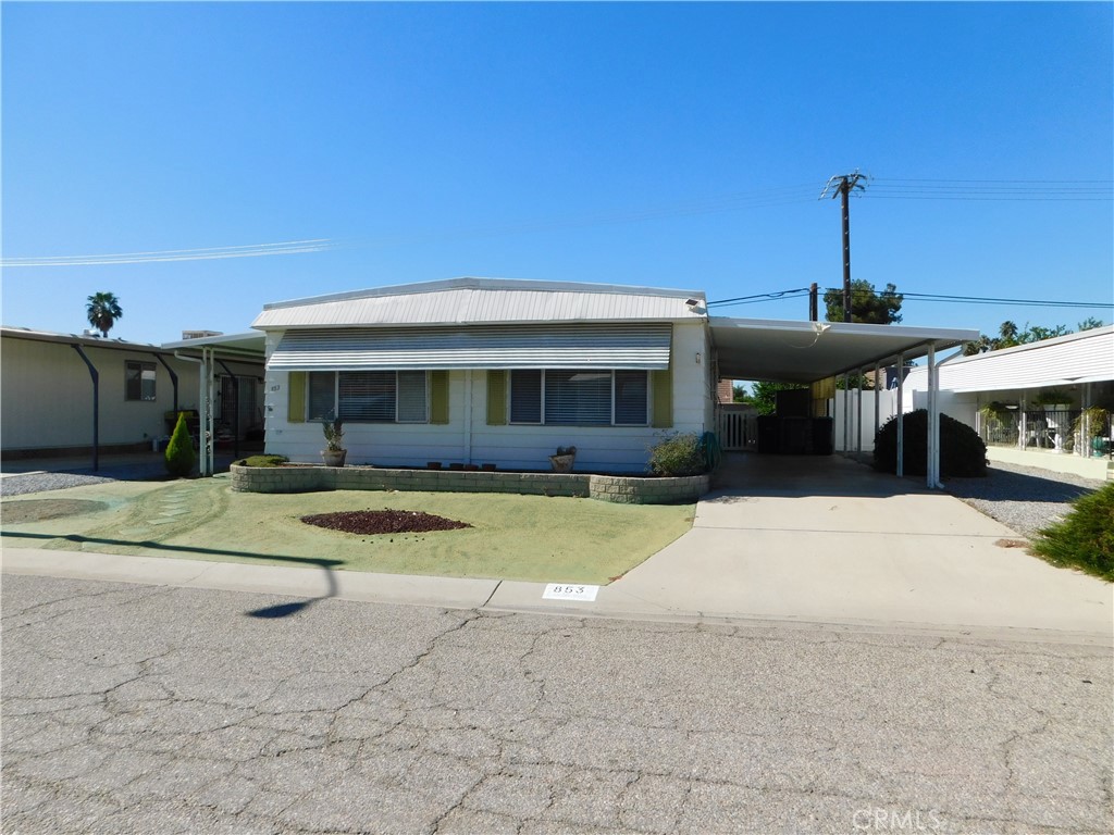 Residential for sale at 853 SANTA TERESA Way, Hemet CA featuring 2 beds and 2 baths
