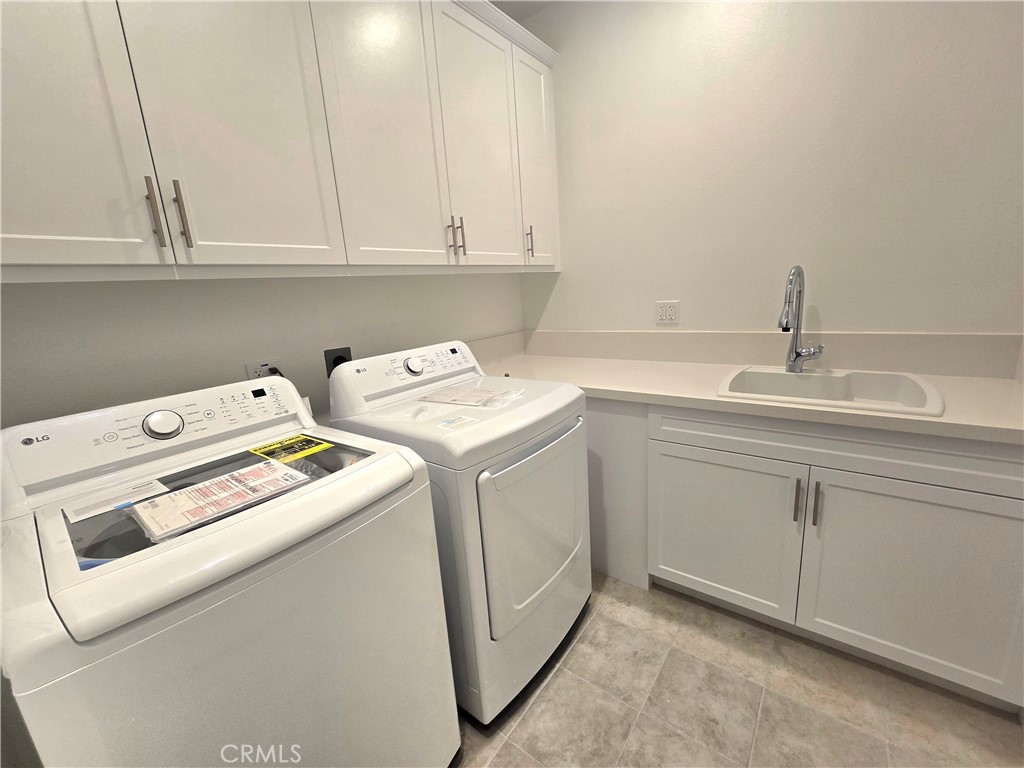 Residential Lease for rent at 16685 Deergrass Avenue, Chino CA featuring 3 beds and 3 baths