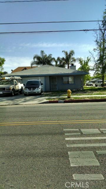 Residential for sale at 747 W devonshire Avenue W, Hemet CA featuring 3 beds and 2 baths