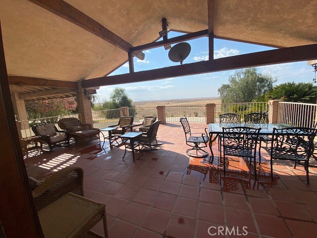 Residential for sale at 15618 Porterville Highway, McFarland CA featuring 5 beds and 4 baths