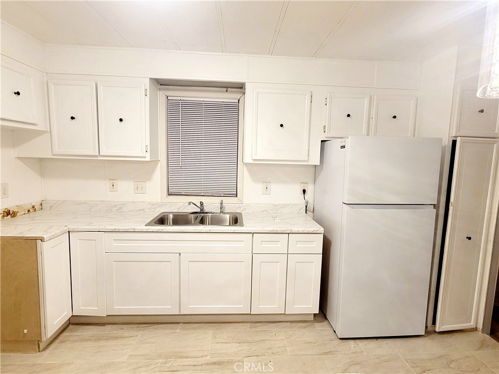 Manufactured In Park for sale at 655 E Main 62, San Jacinto CA featuring 2 beds and 2 baths