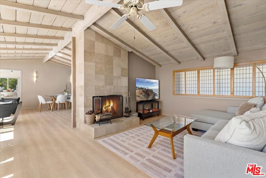 Residential Lease for rent at 32440 Pacific Coast Highway, Malibu CA featuring 2 beds and 2 baths