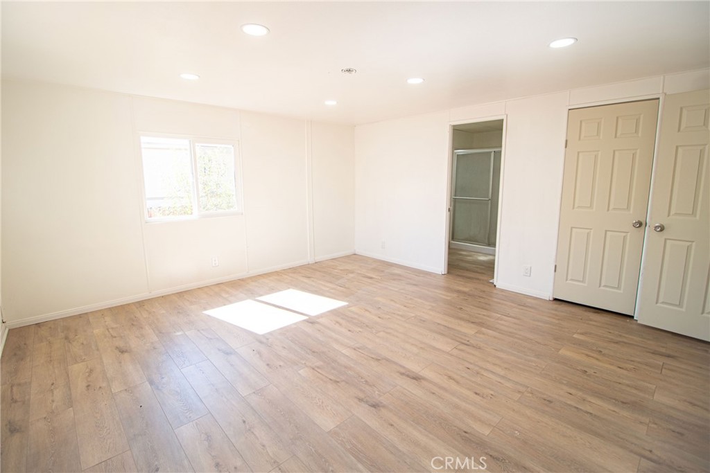 Manufactured In Park for sale at 3524 E Avenue R 202, Palmdale CA featuring 3 beds and 2 baths