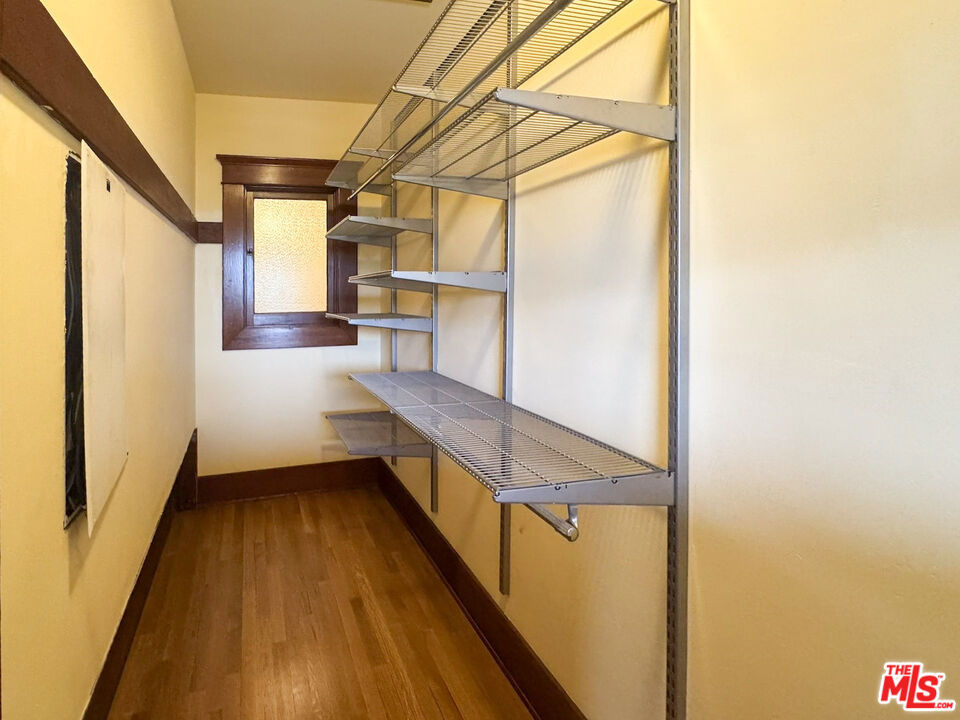 Residential Lease for rent at 1123 Marion Avenue, Los Angeles, Los Angeles County CA featuring 3 beds and 2 baths