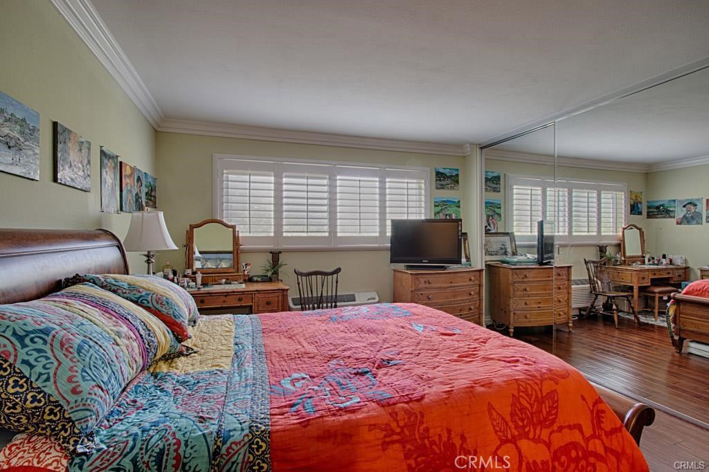 Residential for sale at 5500 Paseo Del Lago W 1F, Laguna Woods CA featuring 2 beds and 2 baths