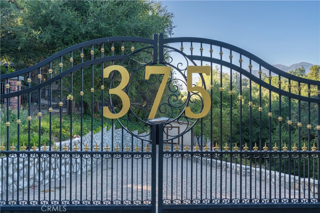 Residential for sale at 375 Berkshire Avenue, La Canada Flintridge CA featuring 6 beds and 8 baths