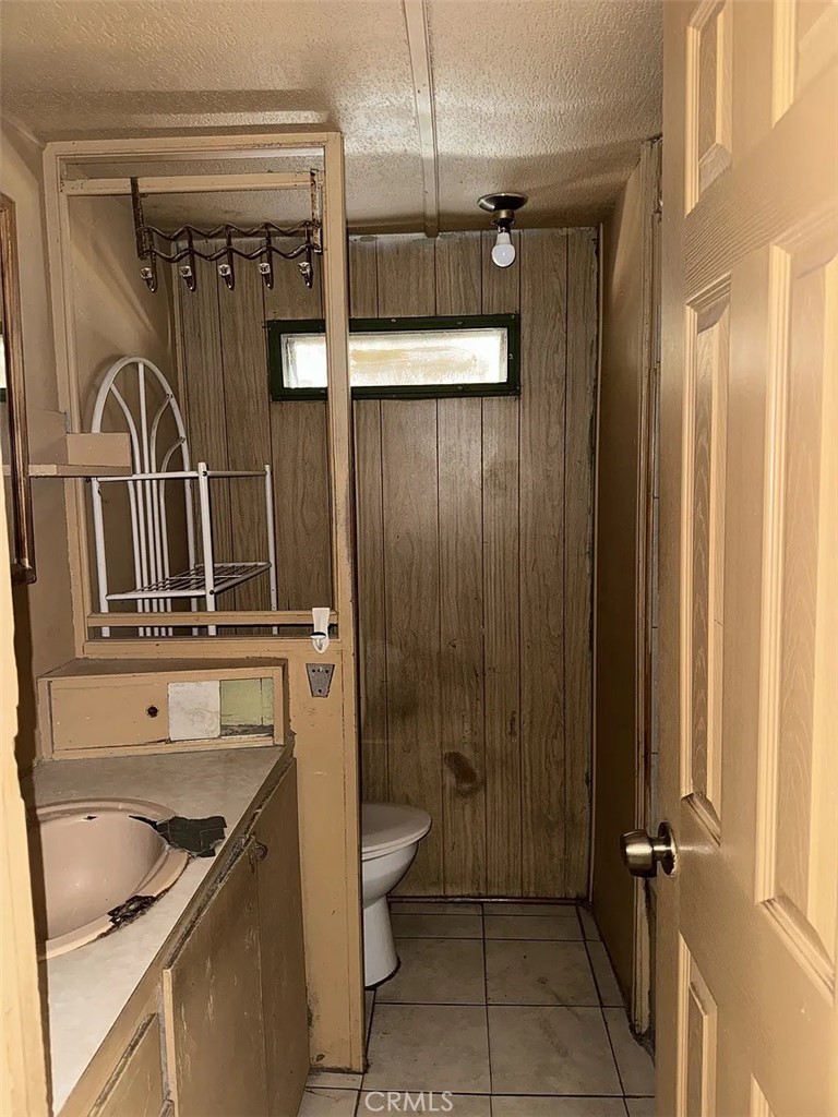 Residential for sale at 640 Apache, Perris CA featuring 3 beds and 1 bath