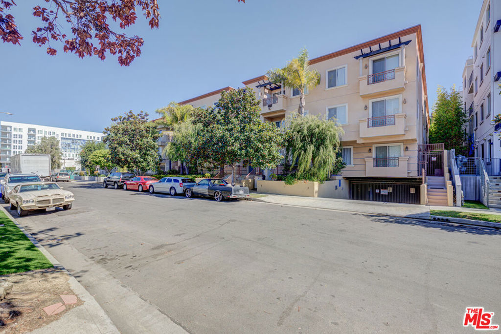 Residential Lease for rent at 1444 S Point View Street 103, Los Angeles, Los Angeles County CA featuring 2 beds and 2 baths