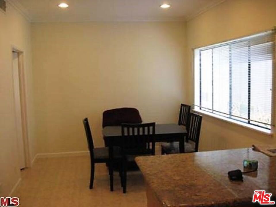 Residential Lease for rent at 1702 BROCKTON Avenue 2, Los Angeles, Los Angeles County CA featuring 3 beds and 3 baths