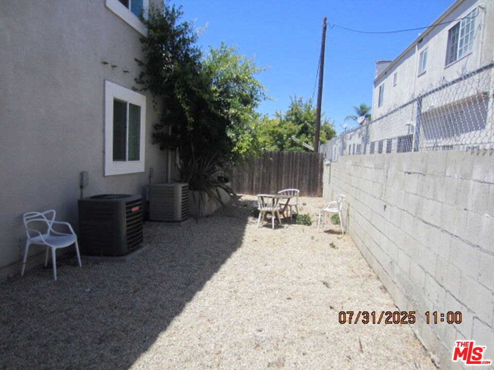 Residential Income for sale at 5235 Virginia Avenue, Los Angeles CA featuring 16 beds and 11 baths